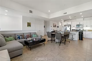 Photo #5: CRTR24099658 Listing