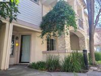 More Details about MLS # 40940012 : 4170 GLENWOOD TER # 5