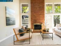 More Details about MLS # 40958562 : 34 ROLLING GREEN CIR