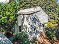 More Details about MLS # 40967591 : 82 EMERY BAY DR.