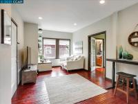 More Details about MLS # 40969546 : 546 30TH ST # 3