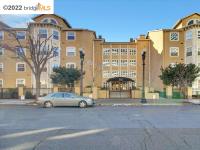 More Details about MLS # 40979058 : 555 10TH ST # 327