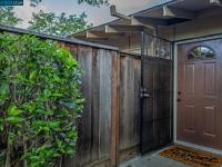 More Details about MLS # 40989905 : 2600 JONES RD # 6