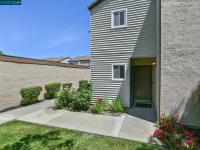 More Details about MLS # 40994675 : 1451 BEL AIR DR # D