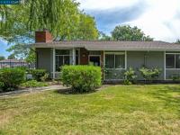 More Details about MLS # 40996479 : 806 ROYAL ANN LN