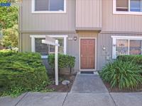 More Details about MLS # 41000679 : 676 CONCORD PL