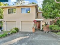 More Details about MLS # 41002935 : 255 PEBBLECREEK COURT