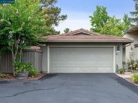 More Details about MLS # 41003867 : 96 ROLLING GREEN CIRCLE